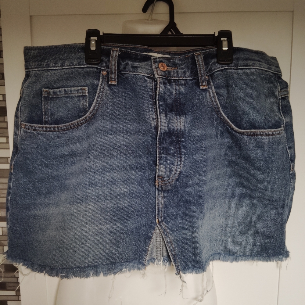 Forever 21 Raw Hem Button Up Mini Skirt Sz-30
